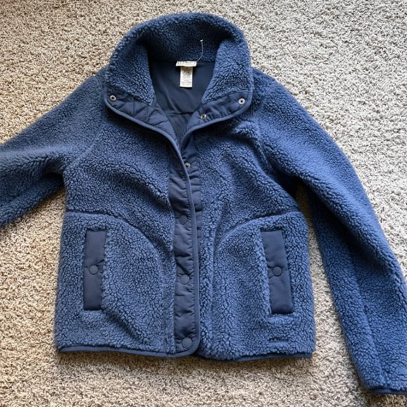 L.L. Bean Jackets & Blazers - L.L. Bean bean’s Sherpa fleece jacket XS